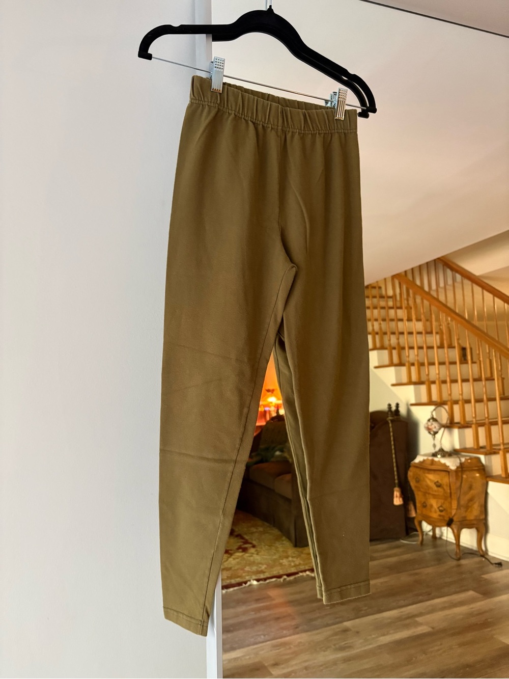 Newport News Olive Green Women’s Cotton/Spandex Leggings